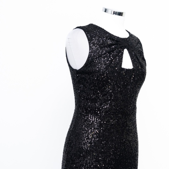 Calvin Klein - Petite Sequin Keyhole Sleeveless Sheath Dress - Picture 8 of 14